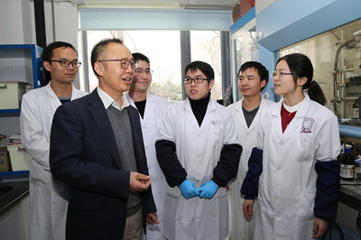 南開大學(xué)周其林院士團(tuán)隊(duì)成果斬獲國家自然科學(xué)獎(jiǎng)一等獎(jiǎng)，彰顯基礎(chǔ)研究原始創(chuàng)新力量